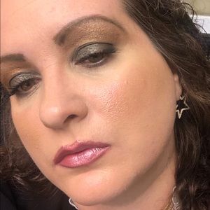 Meet your Posher, Kerri